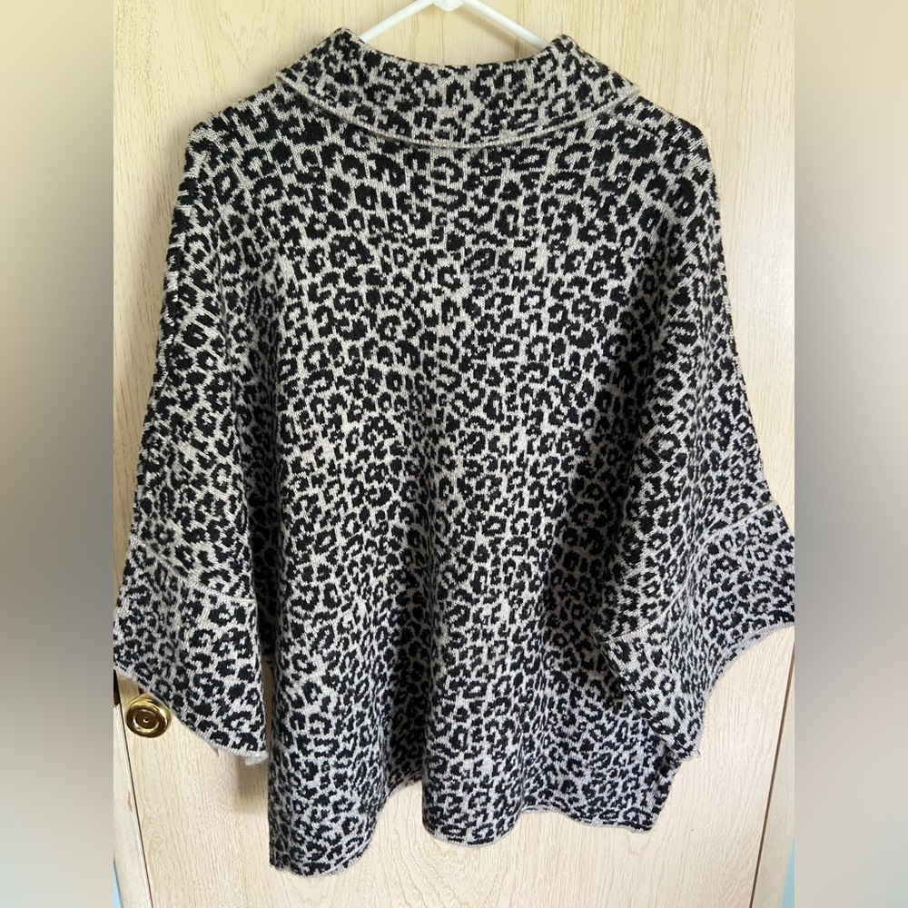 Christian Siriano Animal Print Cardigan Mob Wife SOFT Sweater Jacket Oversized L - Picture 6 of 10